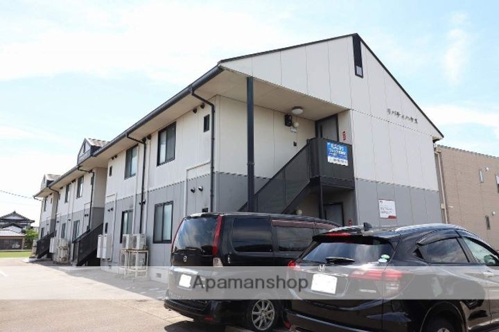 リバティハウスの外観