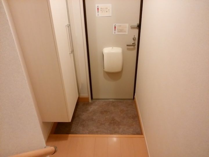 ジュアンあけのの玄関