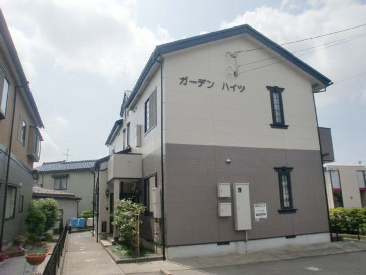 ガーデンハイツの外観