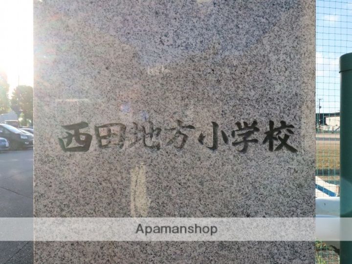 富山県富山市西田地方町3丁目の賃貸マンションの周辺