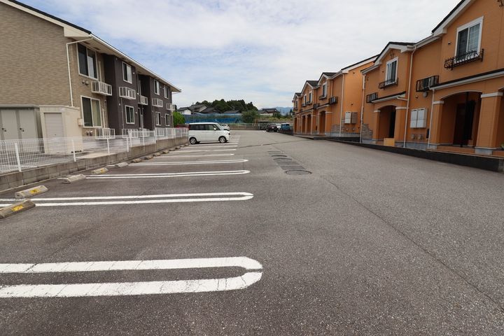 カトルセゾンBのその他画像