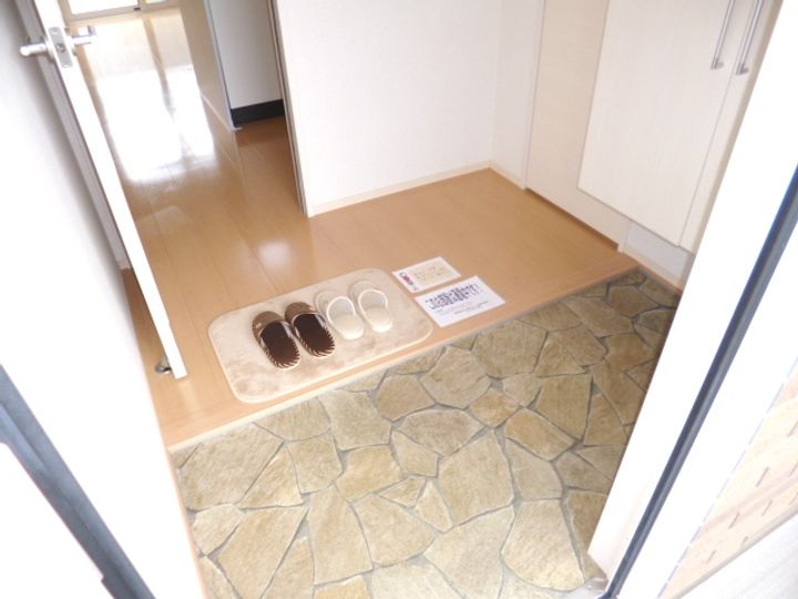 カーサリベルテの玄関