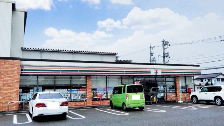 メゾン・クラールAの周辺