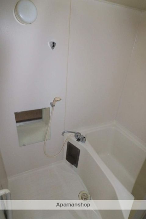 コーポヴァロン1-Cの風呂