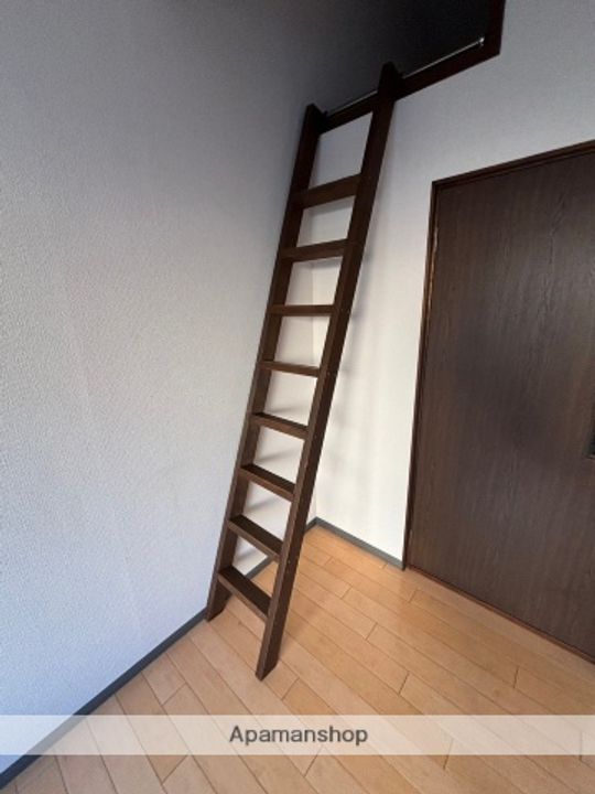 イーストアベニュー高校前106の内装