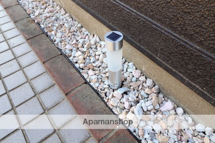 イーストアベニュー高校前102の外観