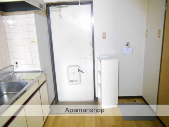 パールハウス405の玄関