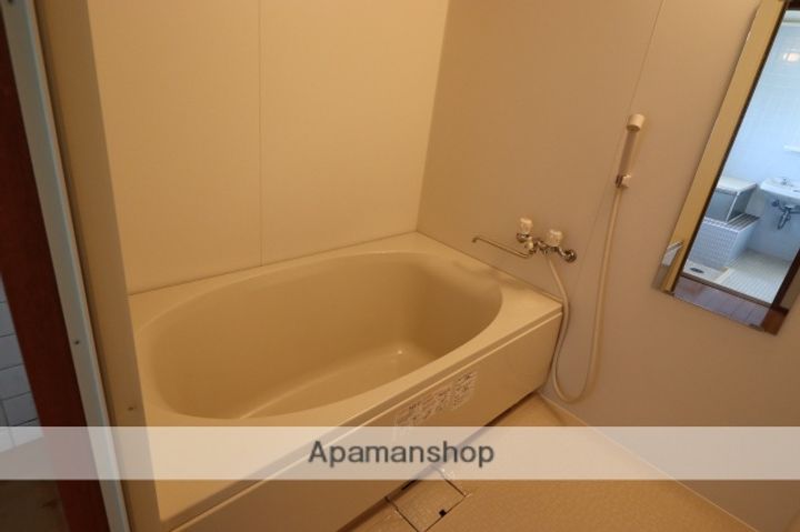 クローネ太閤山C棟402の風呂