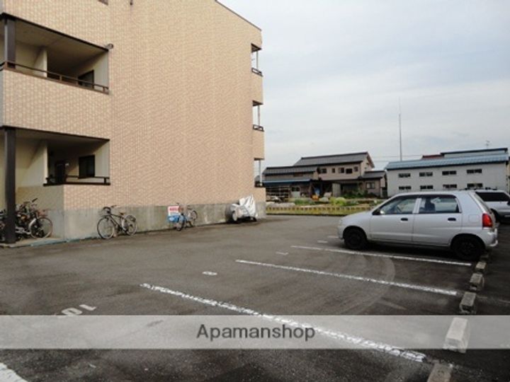 コーポ婦中の外観