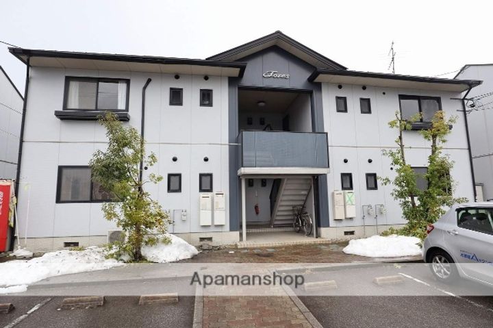 カメリアハイムの外観