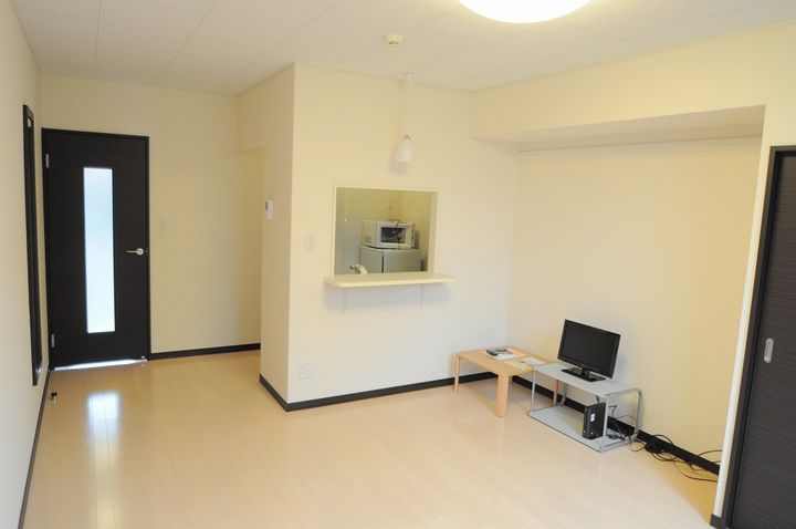 レオネクストYUKA2109の居間