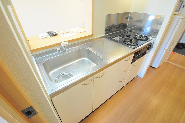 レオパレスフロート103のキッチン