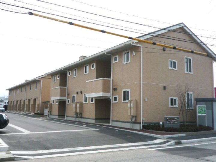 アバンウェル田中町 A棟の外観