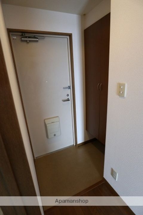 フィール高岡駅南508の玄関