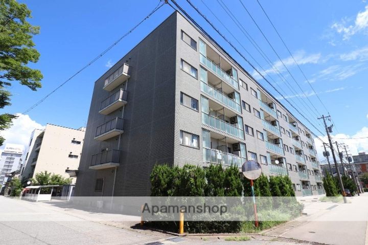 フィール高岡駅南508の外観