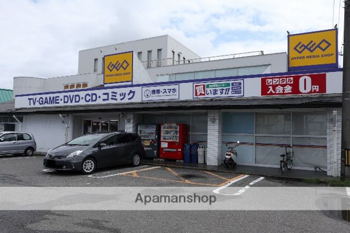 ヴィラ クオーレの周辺