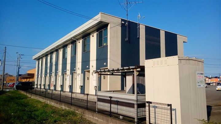 レオネクストグリーンパーク姫野102の外観