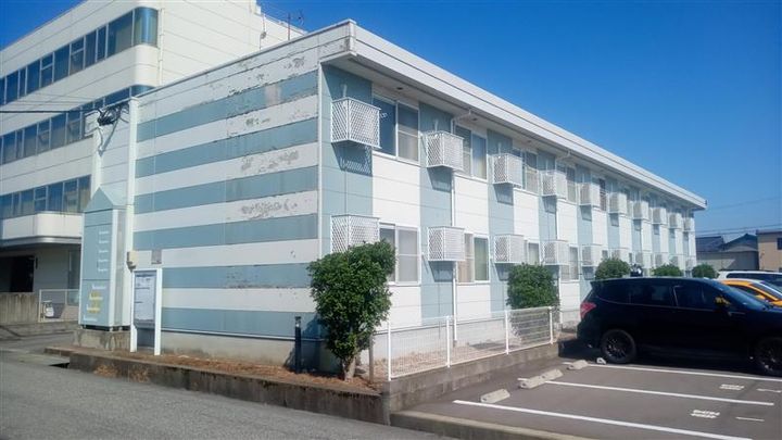 レオパレス石瀬105の外観