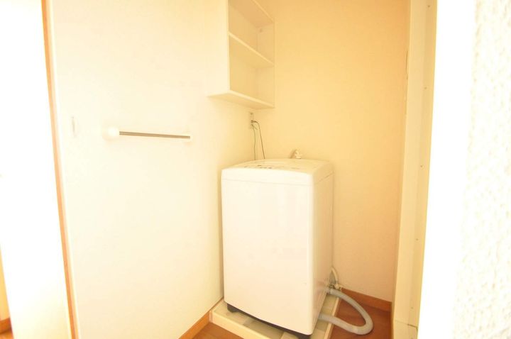 レオパレスセヴィル下窪210のその他画像