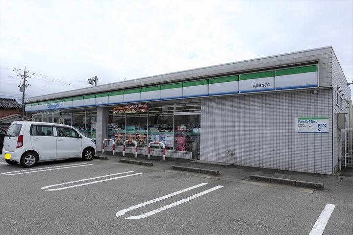 レオパレスラーク205の周辺