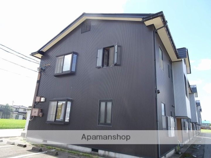 サン・フルールの外観