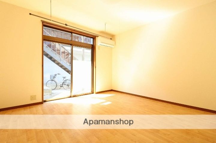 藤ハイツの居間