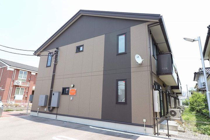 グラン・ファミリアJの外観