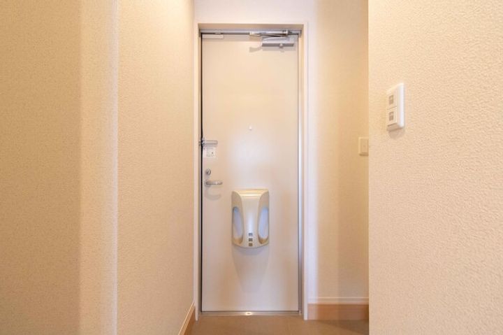 グラン・ファミリアJの玄関