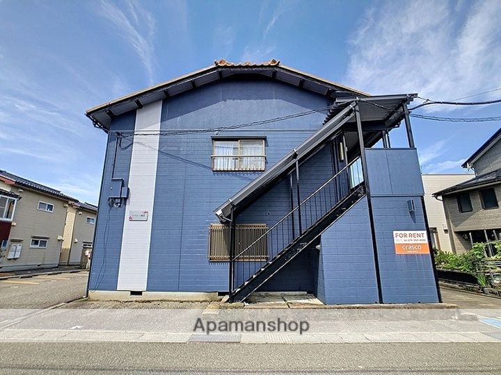 シャトレ御園111の外観