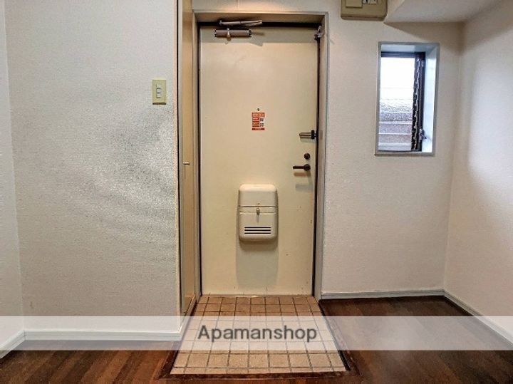 グリーンボード位川208の内装