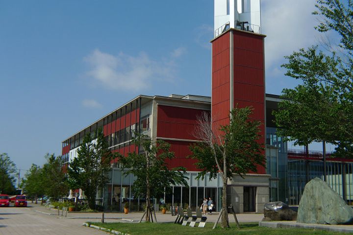 アウル202の周辺