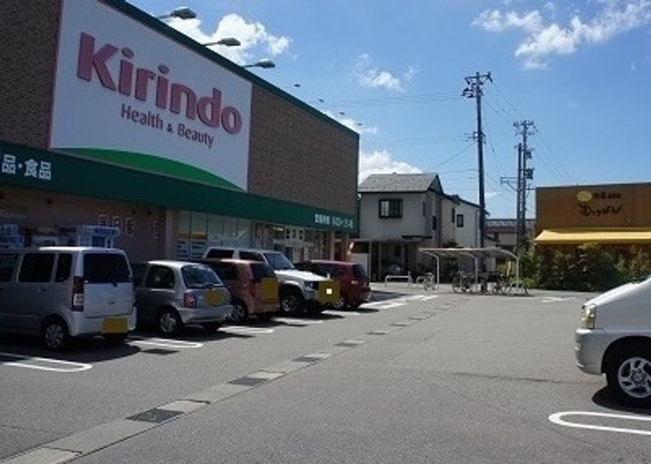 ファミリアの周辺