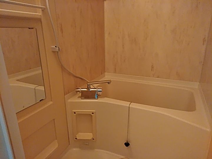 モンターニュリーブル B棟の風呂