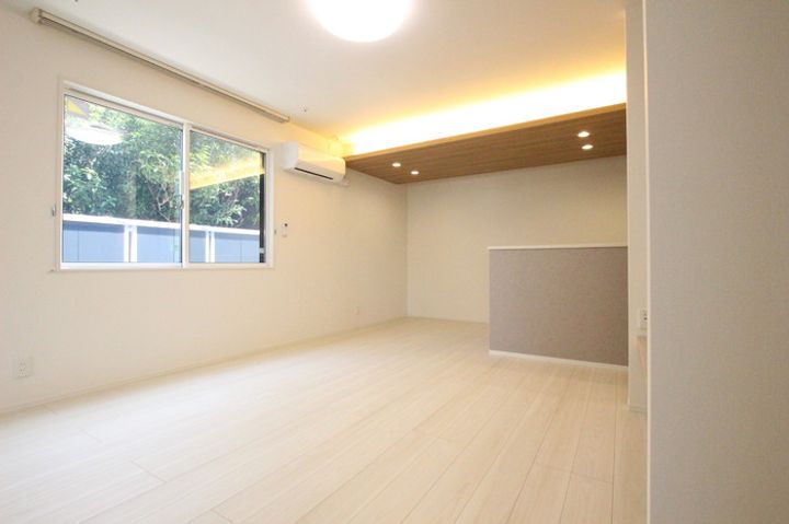 クレセントSK Ⅲの居間