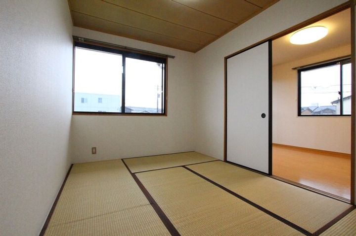 ウエスタンパーク8の内装