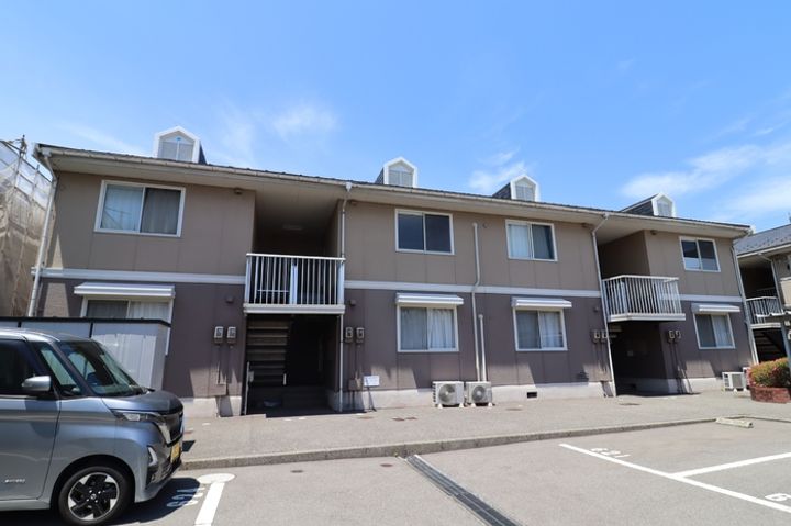 シャトーノールヴィラージ Bの外観