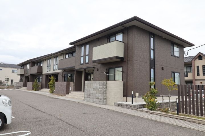 グランドソレイユ Bの外観