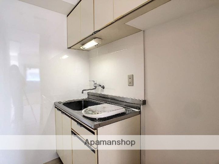 クルエボヌール駅前405のキッチン