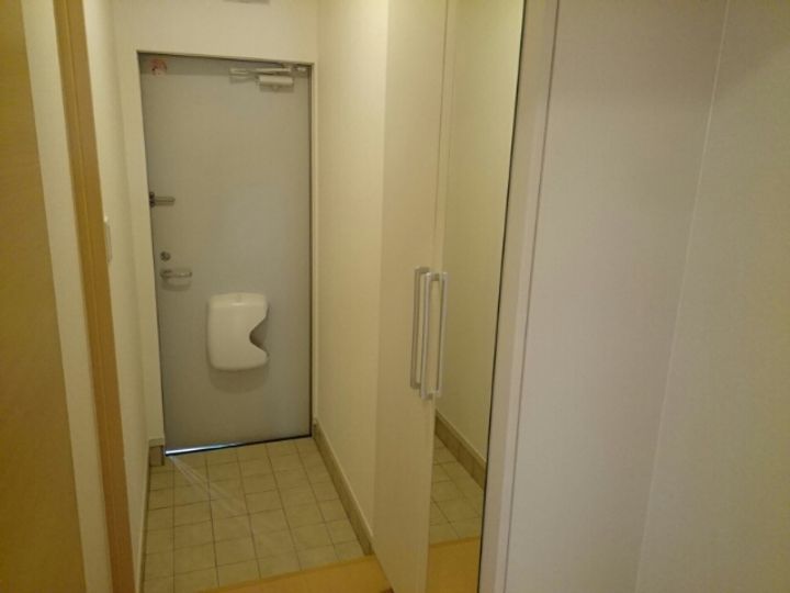 エクラⅦの玄関