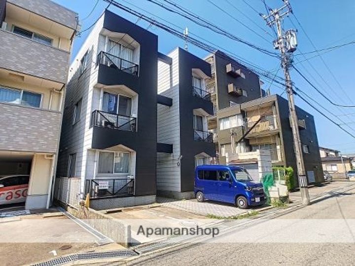 BRO.S HILL205の外観