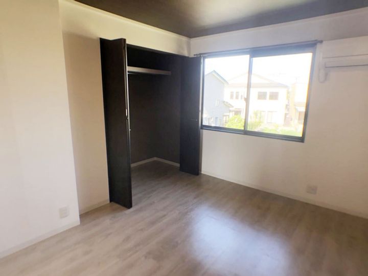 ウエスタンパーク8の内装