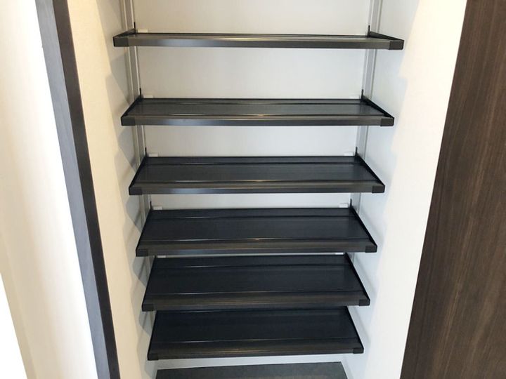 ウエスタンパーク8の玄関