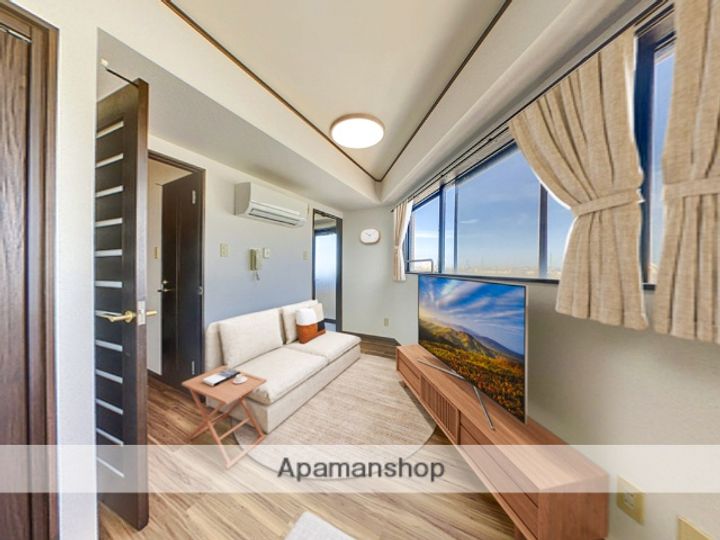 朝日プラザ金沢浅野川603の居間