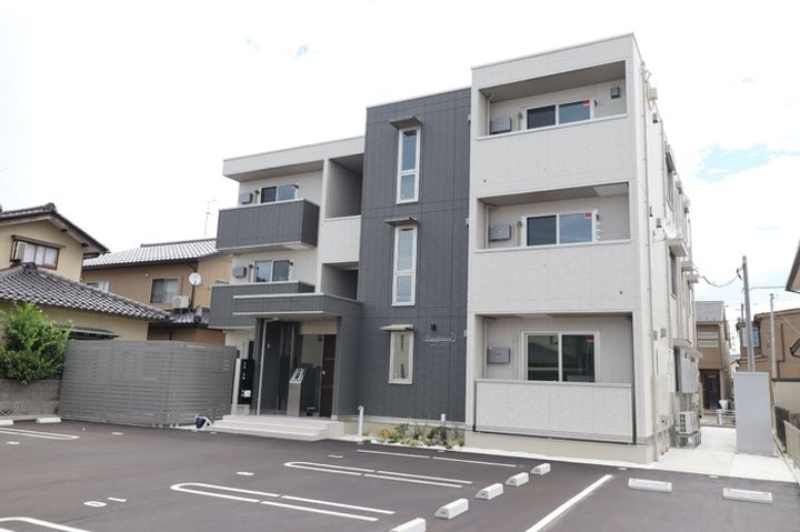 グランファードの外観