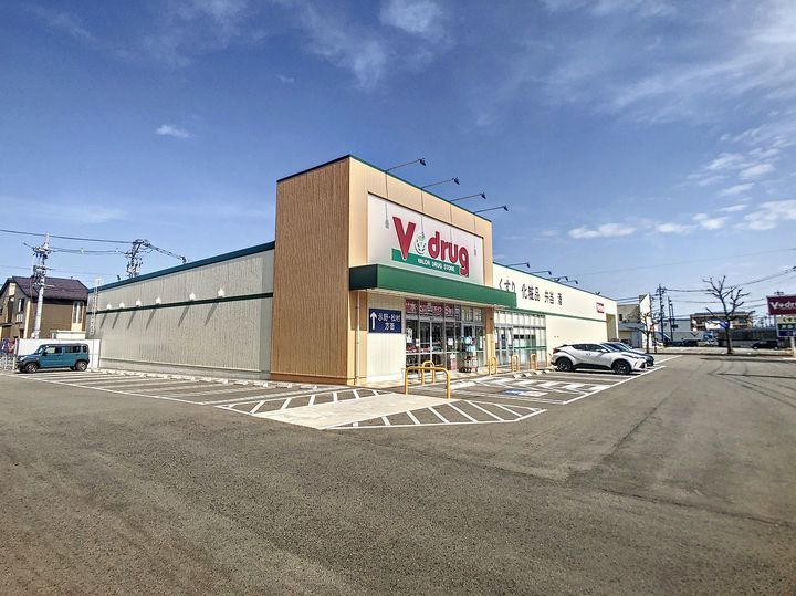 カーロリザイアII Aの周辺