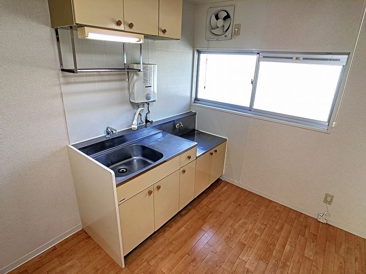 松が丘コ−ポラス101のキッチン