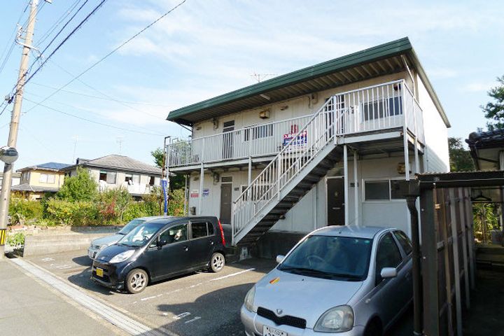 松が丘コ−ポラス202の外観