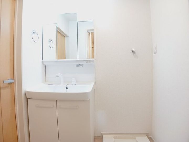 コンフィデンスのその他画像