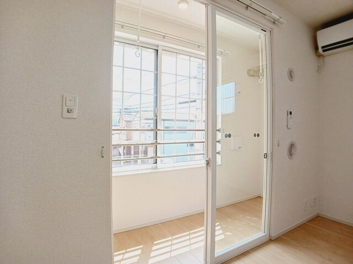 コンフィデンスのその他画像