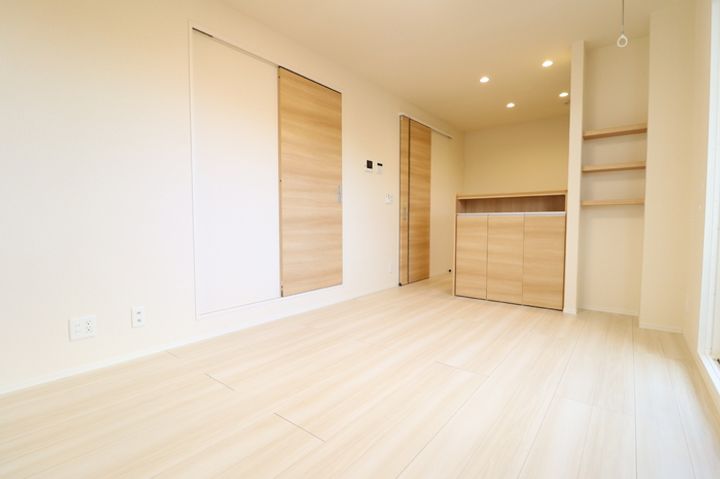 ラムーネKAGAの居間